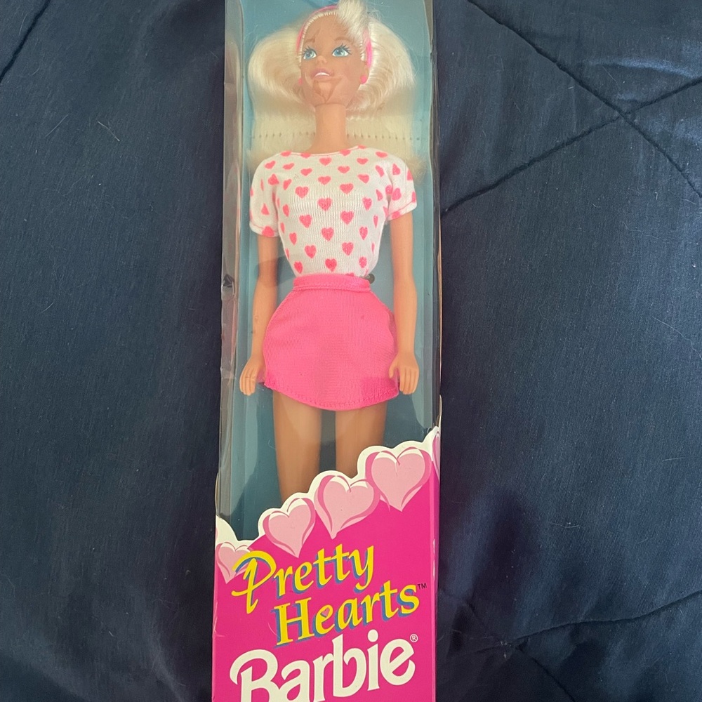 Vintage Pretty hearts barbie brand new in box